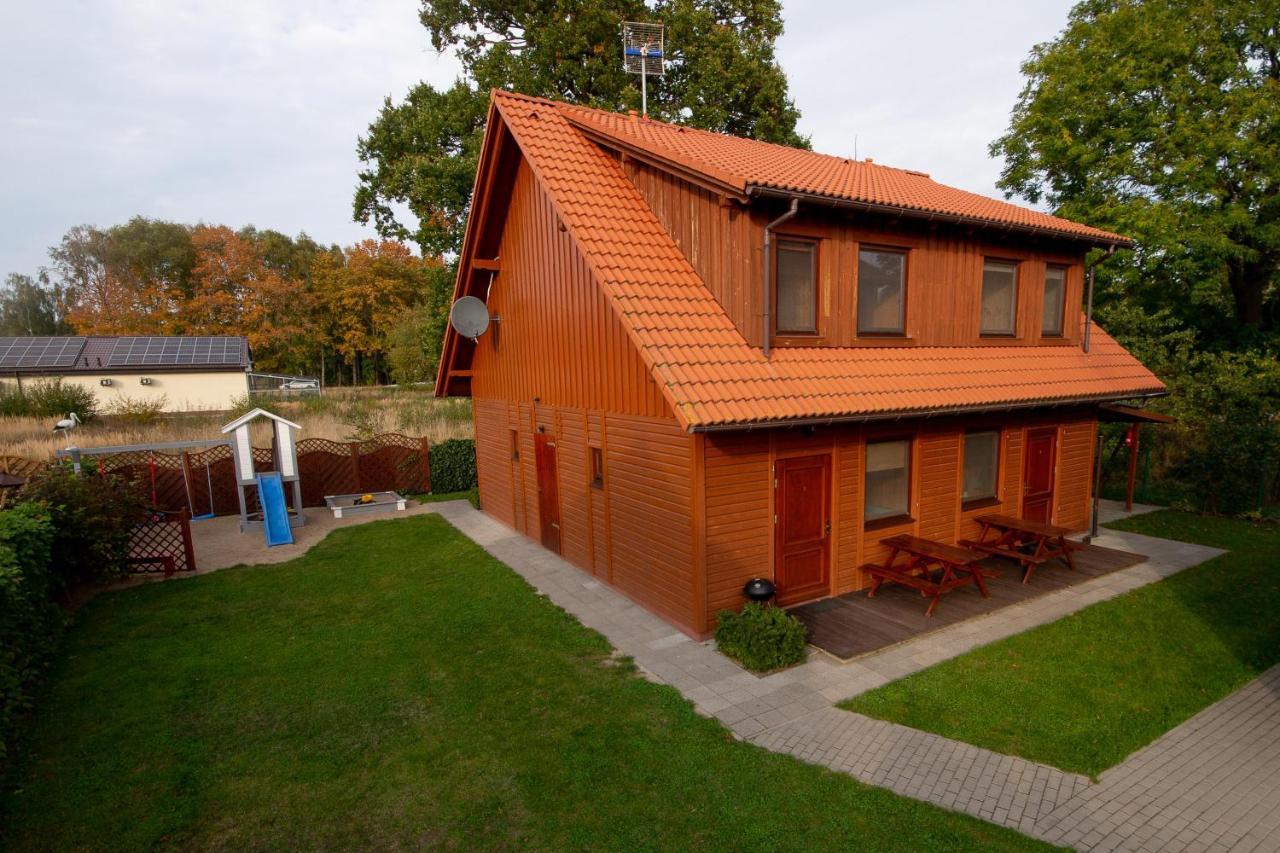 Apartamenty Rodzinne Лукенцин Екстер'єр фото